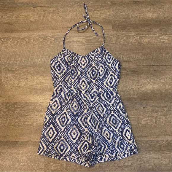 Jack by bb Dakota blue and white romper - Picture 1 of 6